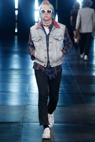 Look 20
